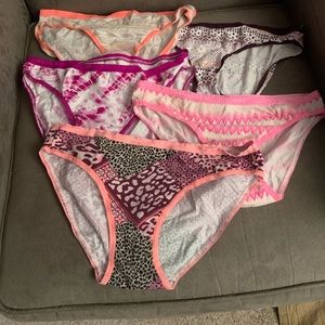 Lot of 5 Victoria’s Secret Bikini Cut Undies